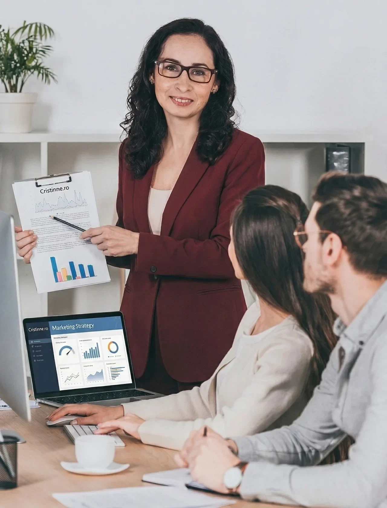 Consultanta strategie marketing digital Cristinne.ro — prezentare rezultate si raport lunar clienti